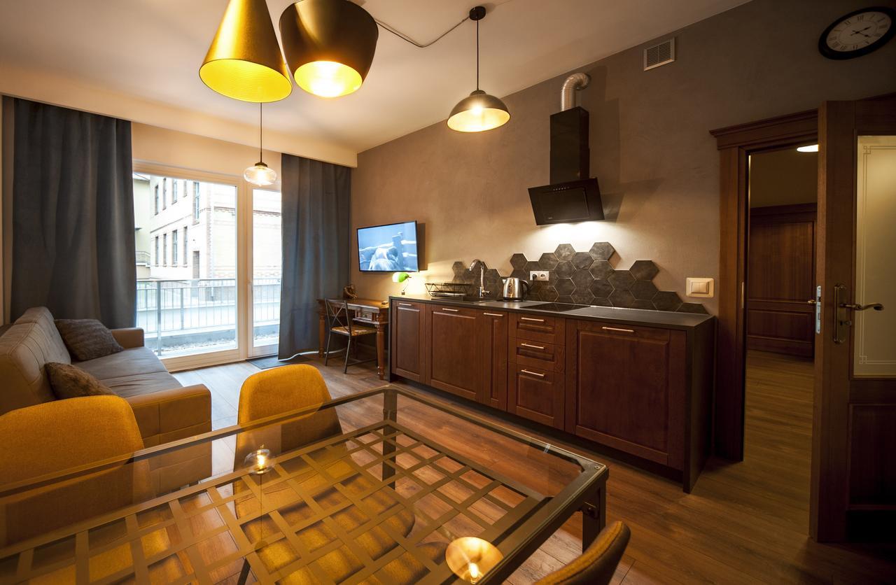 Very Berry - Orzeszkowej 10 - Mtp Apartment, Parking, Balcony, Check In 24H Познань Экстерьер фото
