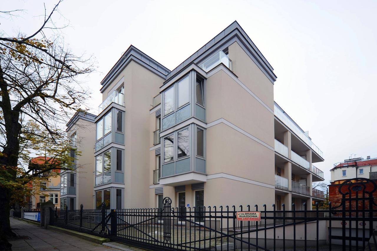 Very Berry - Orzeszkowej 10 - Mtp Apartment, Parking, Balcony, Check In 24H Познань Экстерьер фото