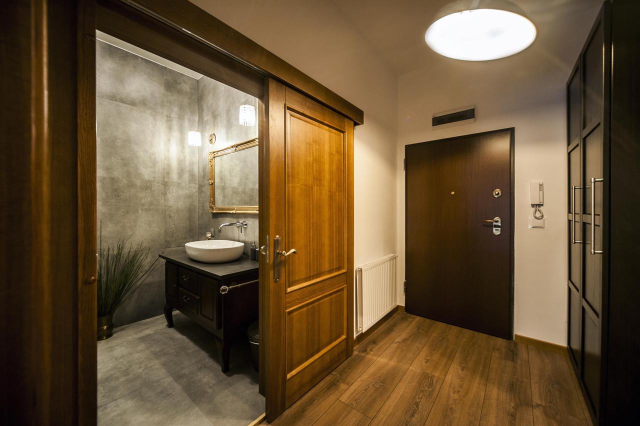 Very Berry - Orzeszkowej 10 - Mtp Apartment, Parking, Balcony, Check In 24H Познань Экстерьер фото